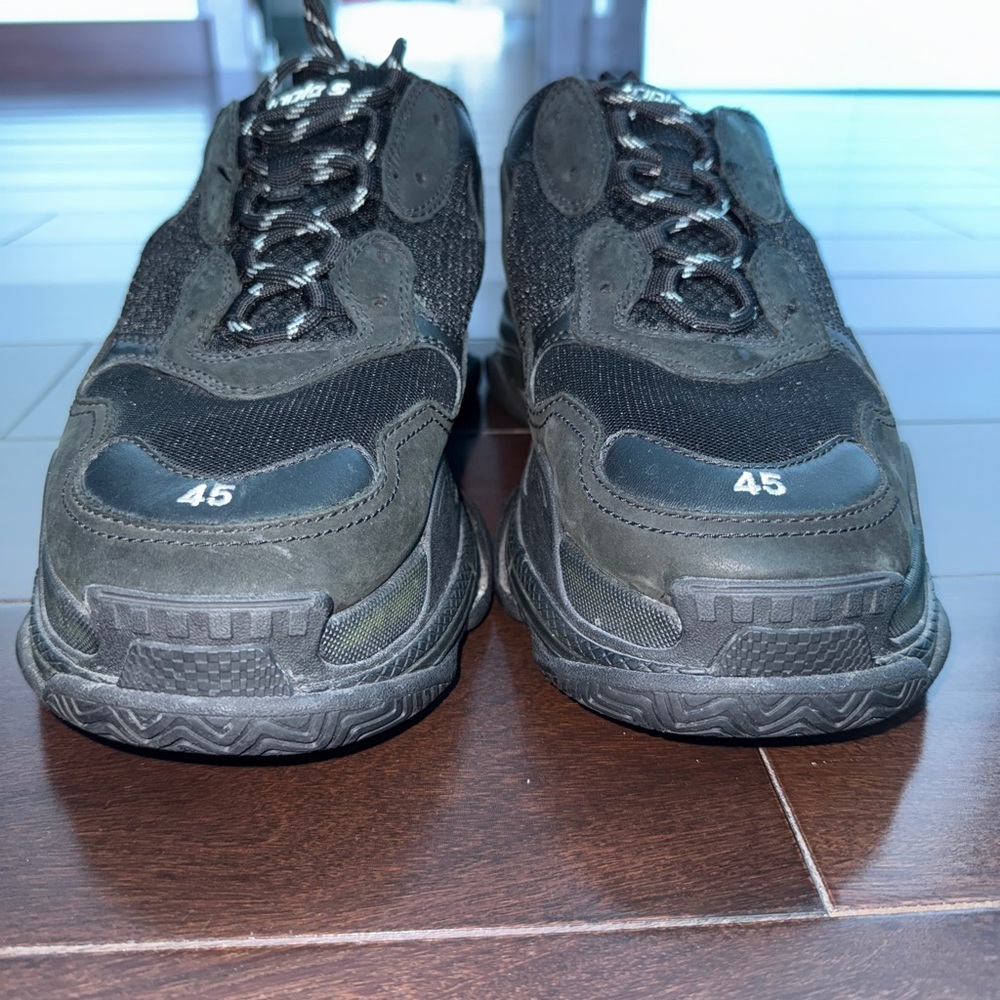 Balenciaga Triple S Men’s sneakers Sz. 45 Good condition. No box available - Picture 4 of 6
